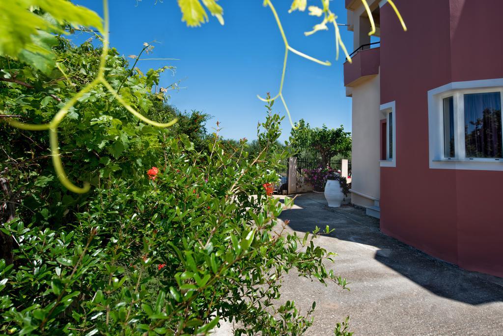 Kissamos Luxurious House Guest House Ruang foto