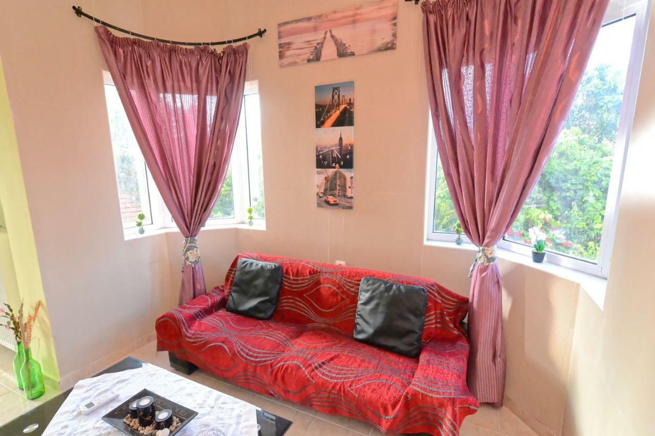 Kissamos Luxurious House Guest House Bagian luar foto