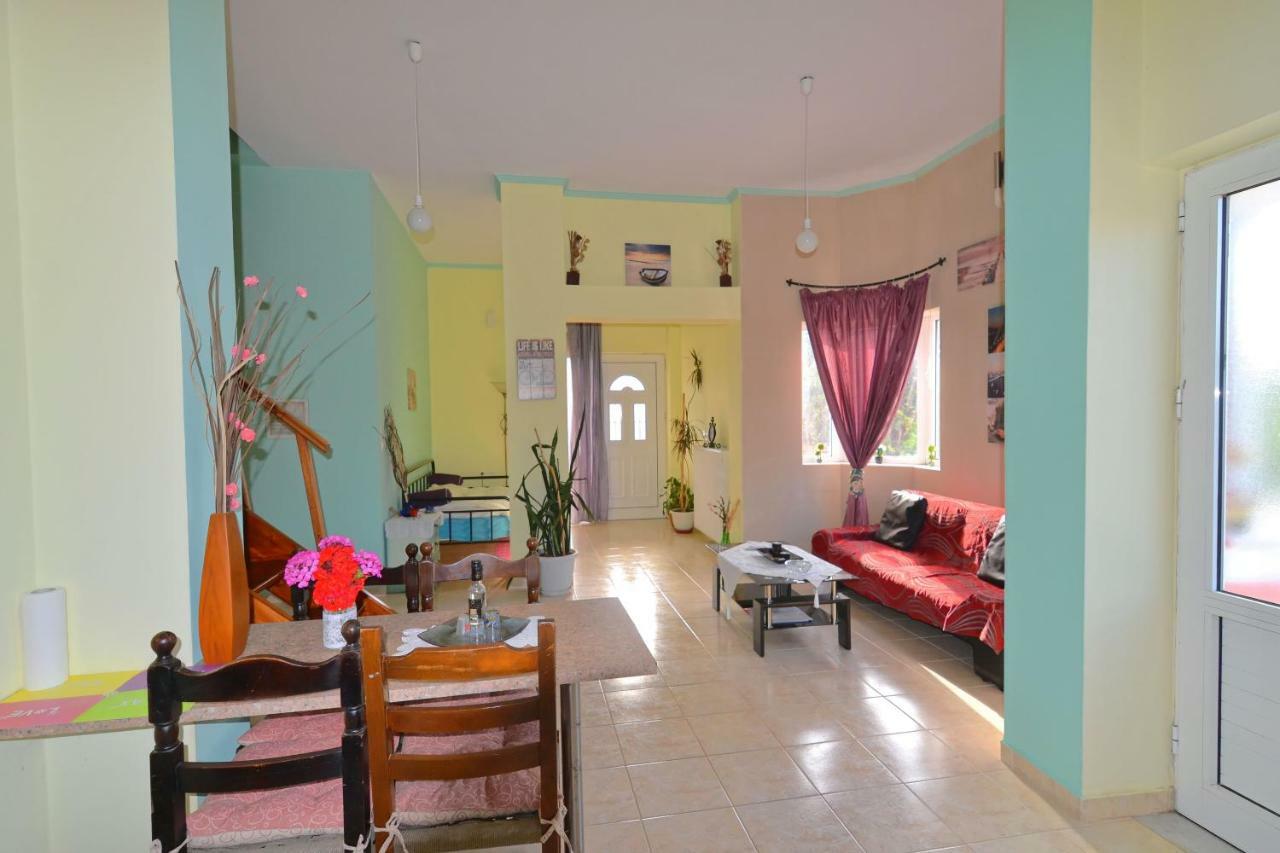 Kissamos Luxurious House Guest House Bagian luar foto